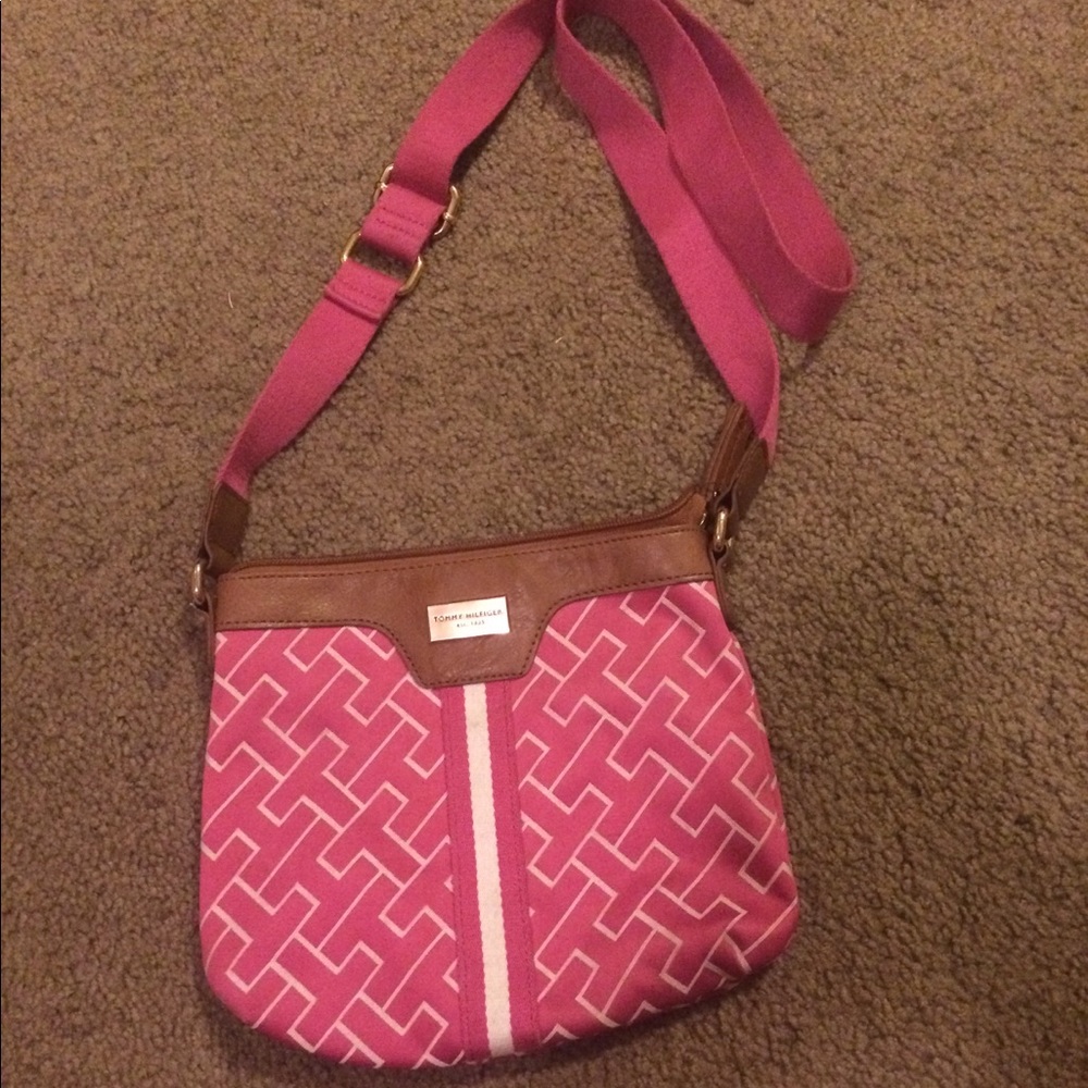 Tommy Hilfiger crossbody purse 👜